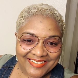 Meet your Posher, Rhonda